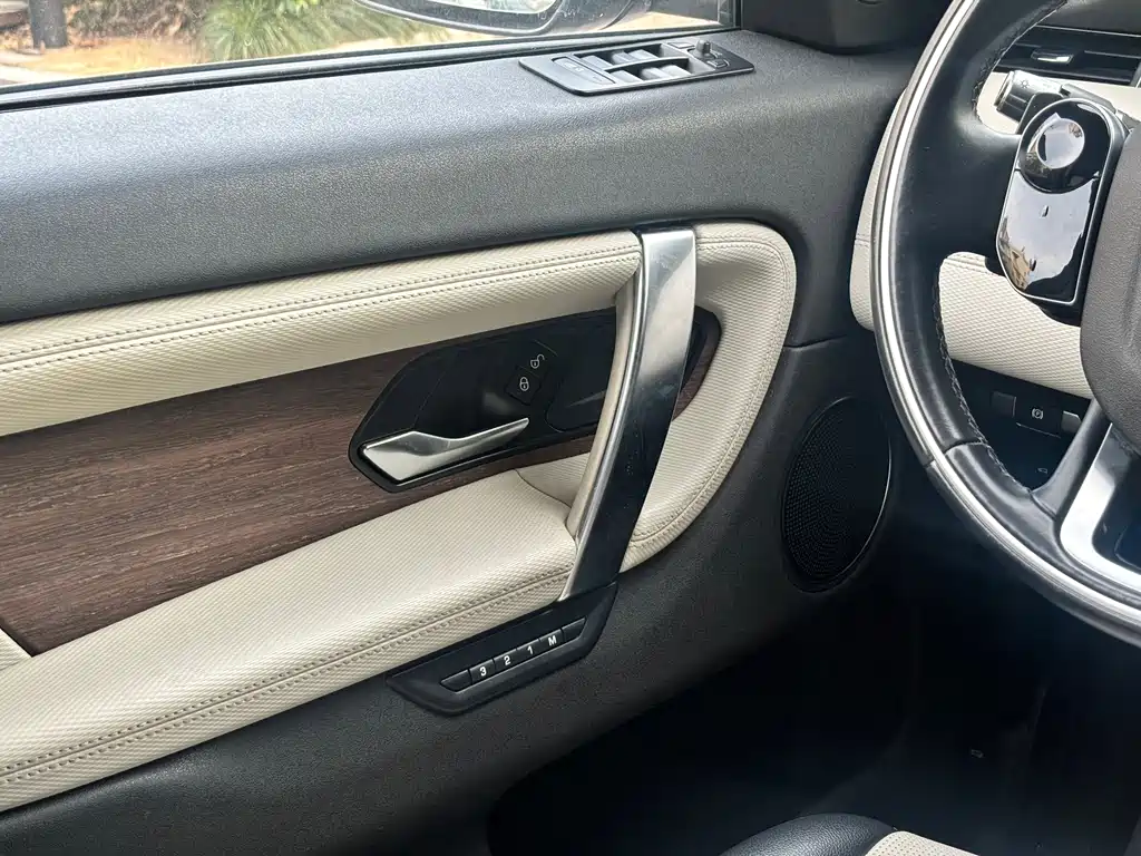 Land Rover Discovery Sport — миниатюра 15