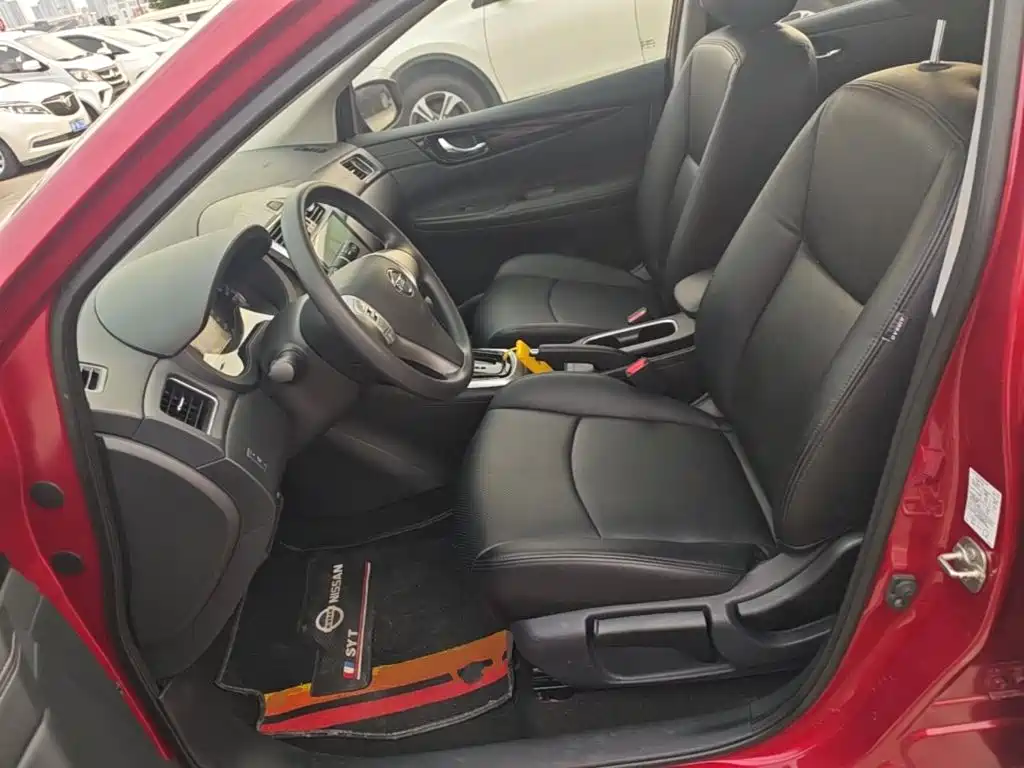 Nissan Tiida — миниатюра 15