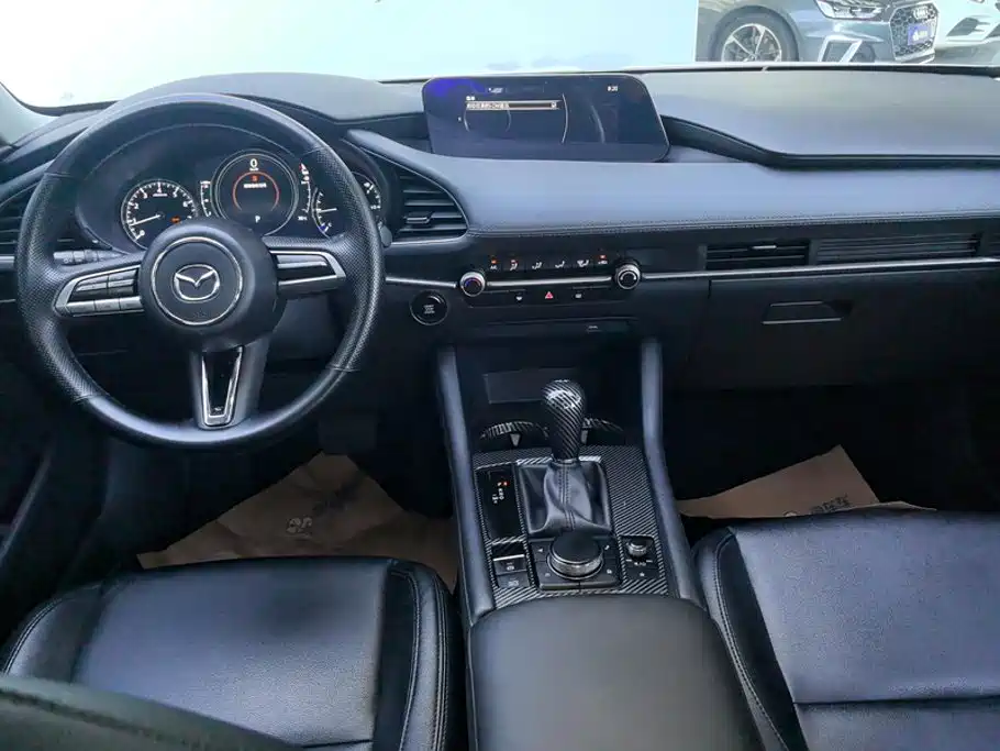 Mazda 3 Axela — миниатюра 12