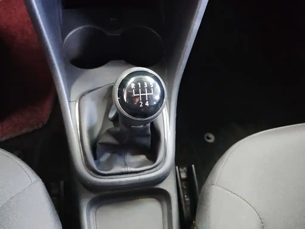 Volkswagen Polo — миниатюра 14