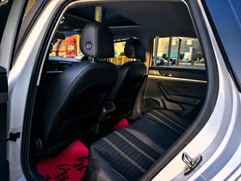 Volkswagen Lavida — миниатюра 8