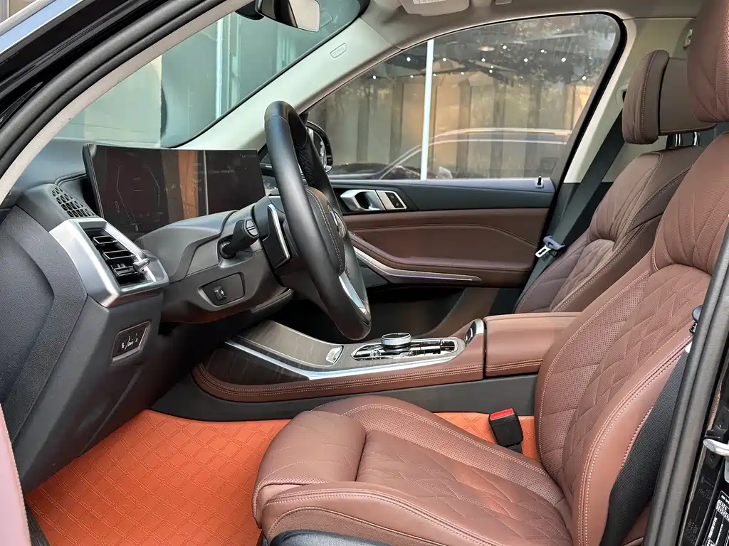BMW X7 — миниатюра 4