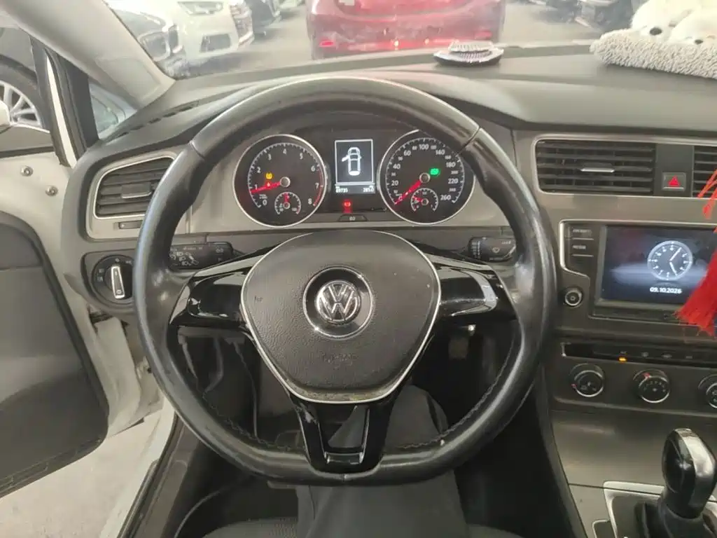 Volkswagen Golf — миниатюра 11