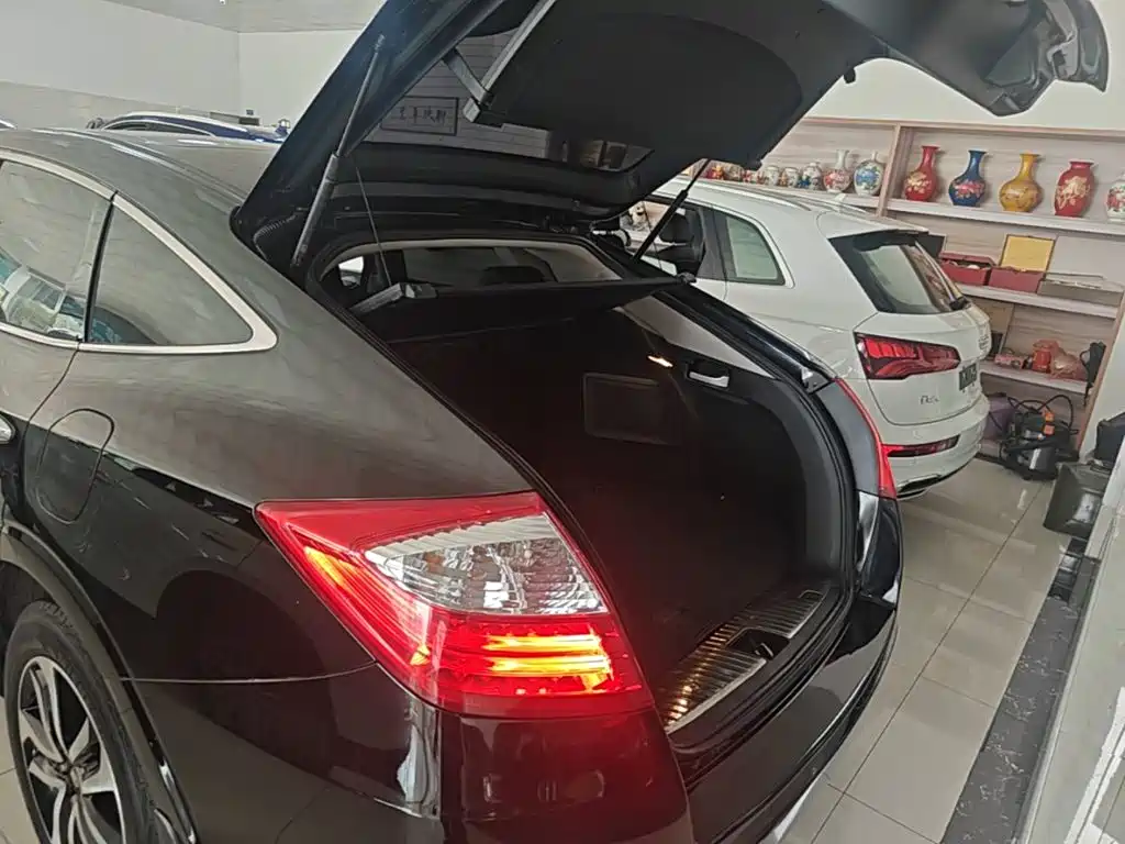Honda Crosstour — миниатюра 19