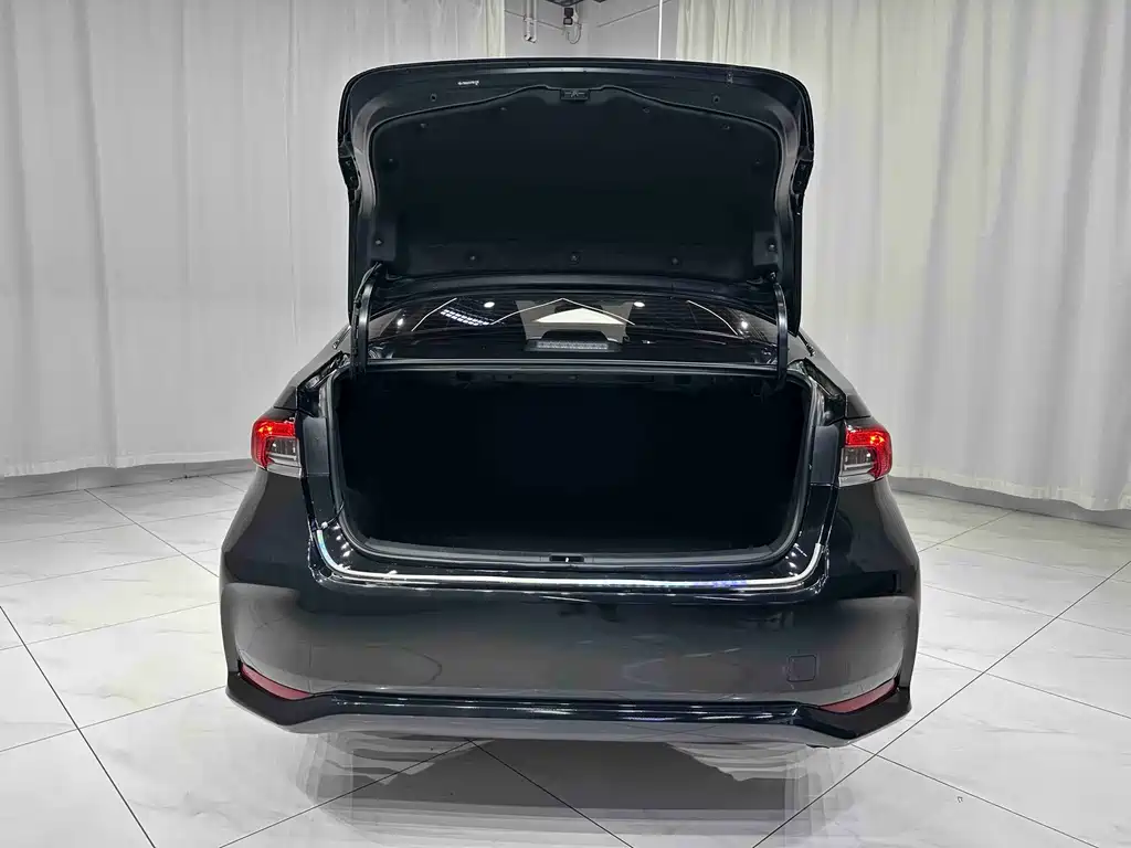 Toyota Corolla — миниатюра 15