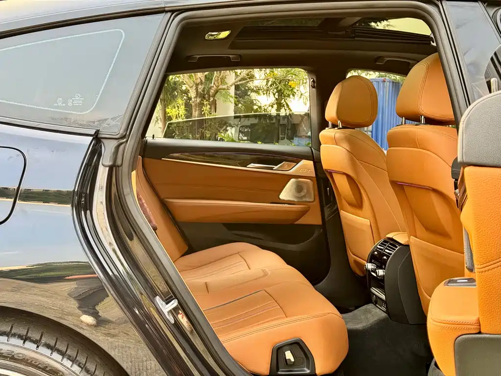 BMW 6 Series GT — миниатюра 11