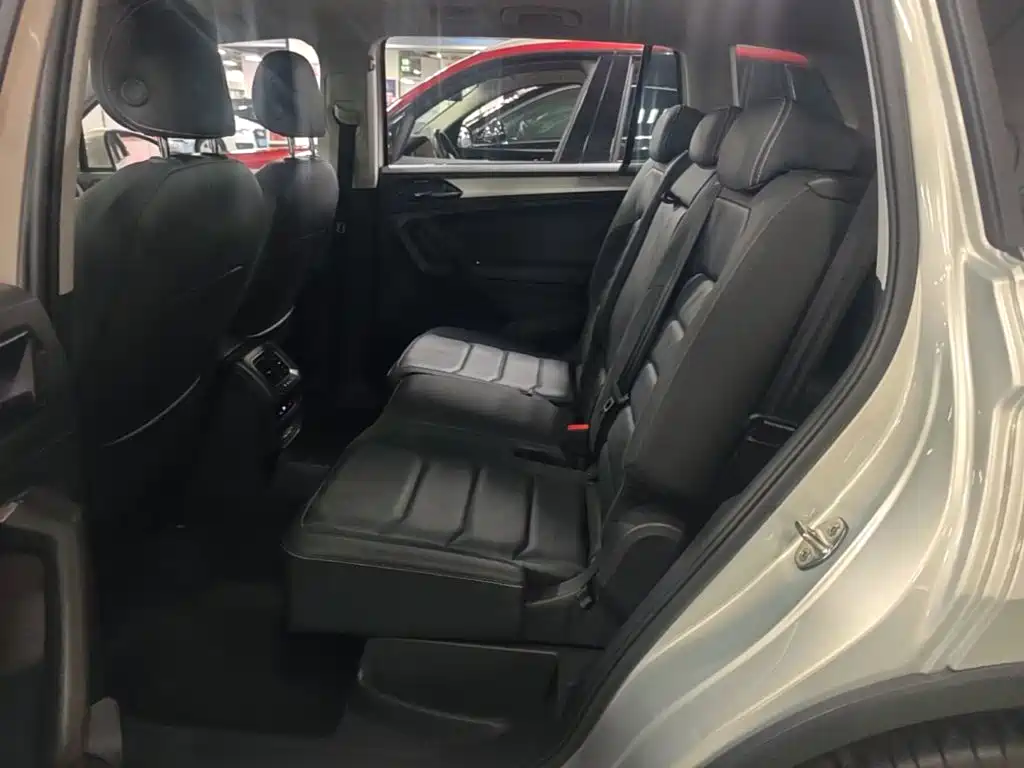 Volkswagen Tiguan L — миниатюра 17