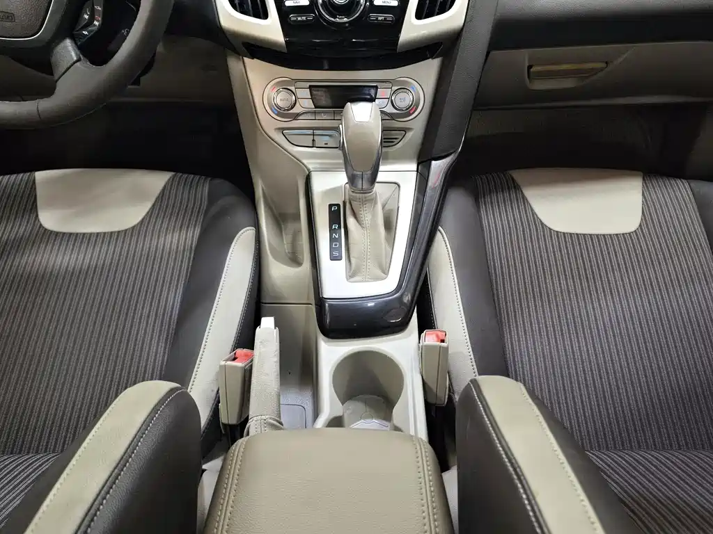 Ford Focus — миниатюра 5