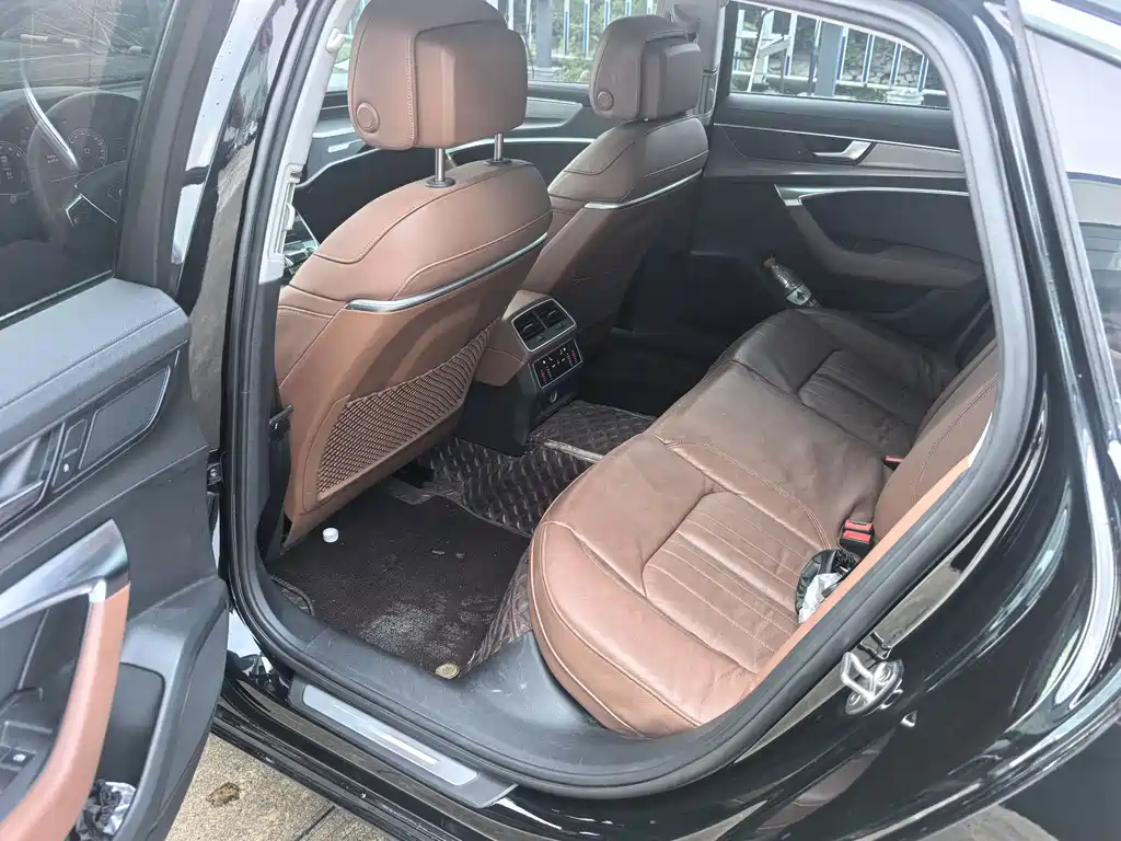 Audi A6L — миниатюра 9