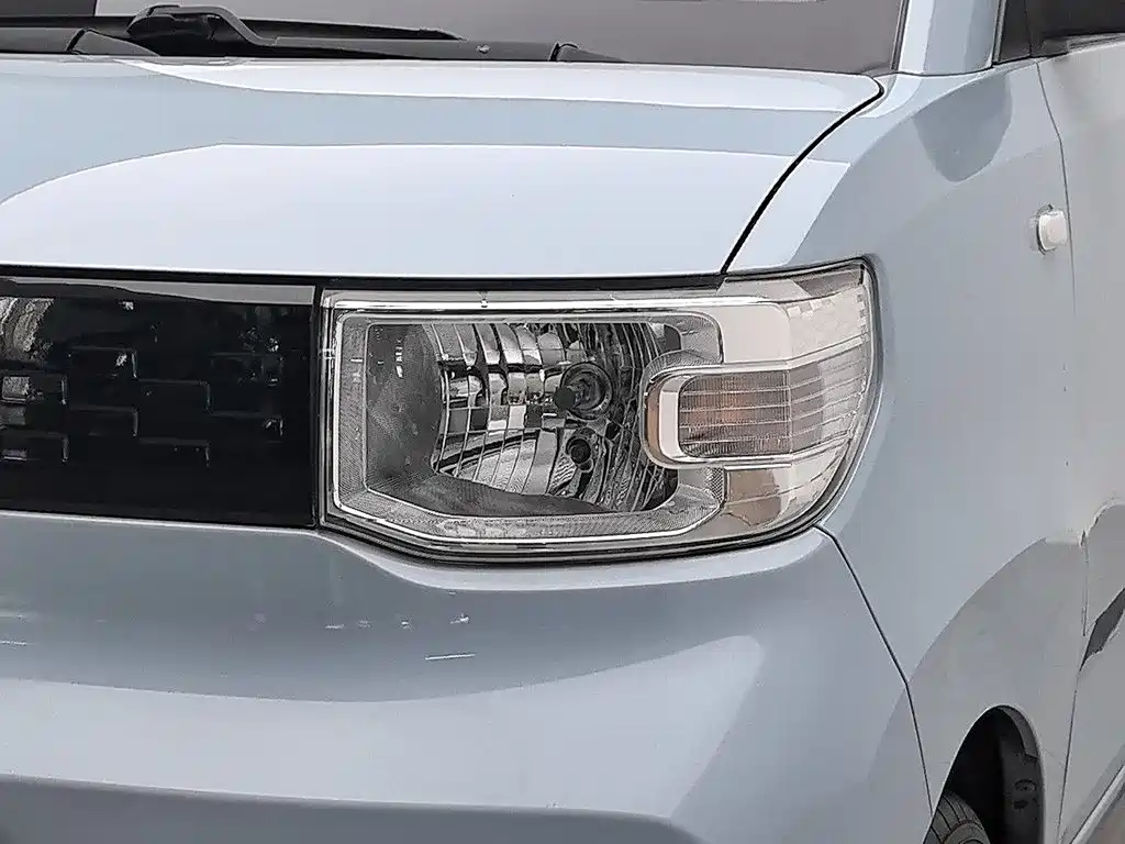 Wuling MINIEV — миниатюра 7