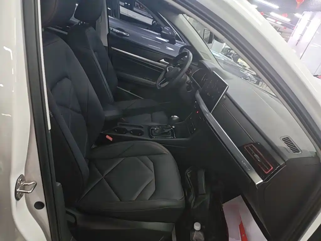 Volkswagen Lavida — миниатюра 25