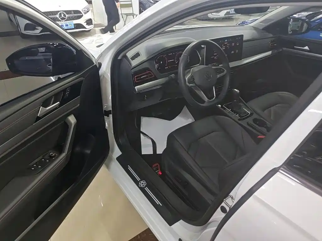 Volkswagen Lavida — миниатюра 16