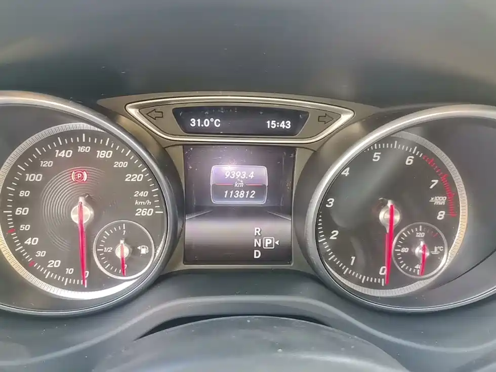 Mercedes-Benz GLA — миниатюра 12