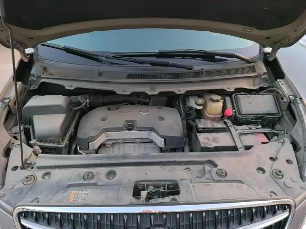 Buick GL8 — миниатюра 20