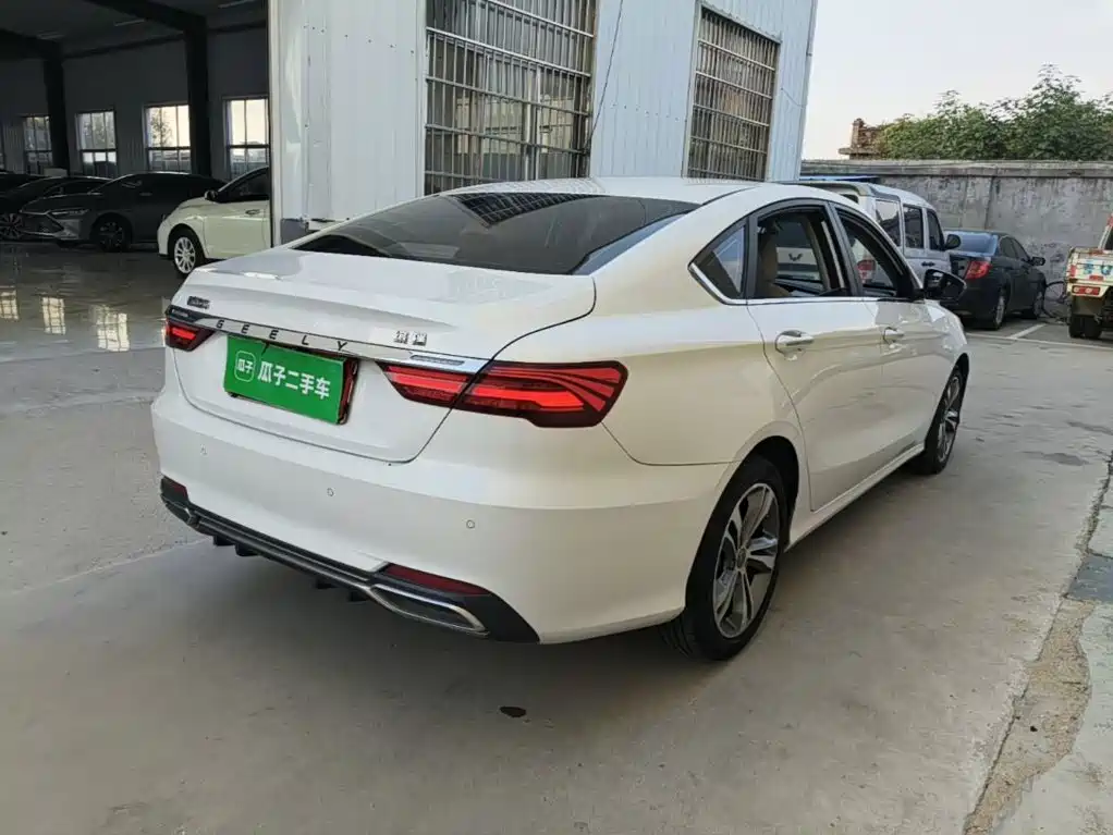 Geely Binrui — миниатюра 7