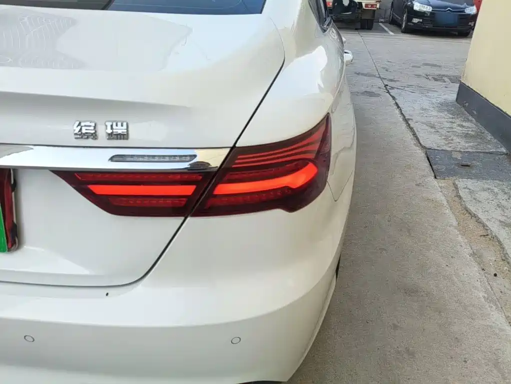 Geely Binrui — миниатюра 8