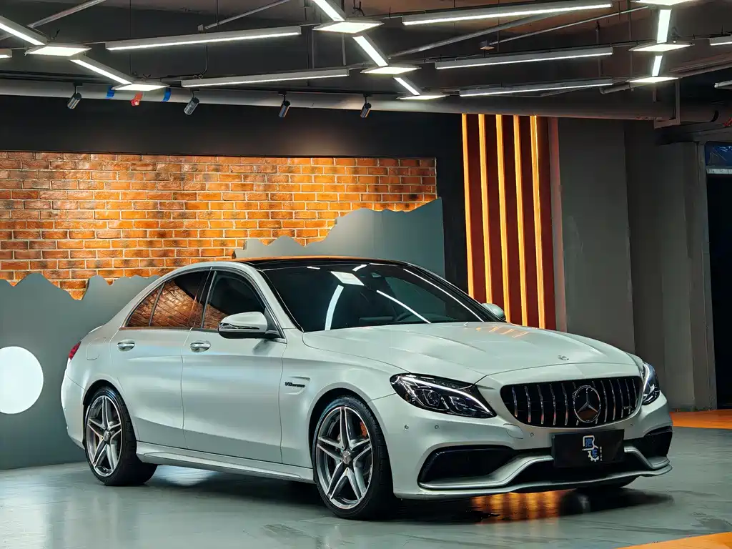 Mercedes-Benz C-Class AMG — миниатюра 3