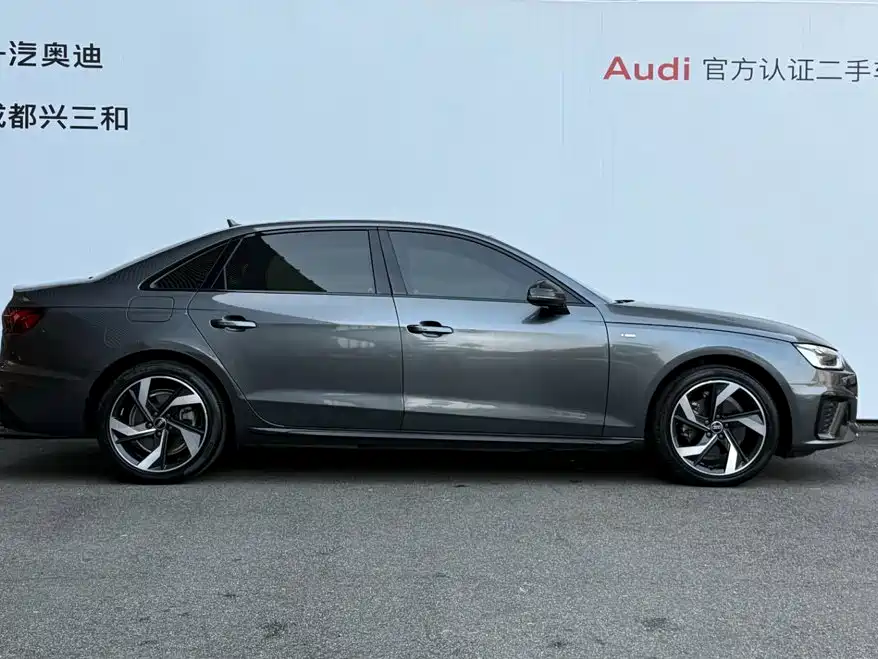 Audi A4L — миниатюра 4