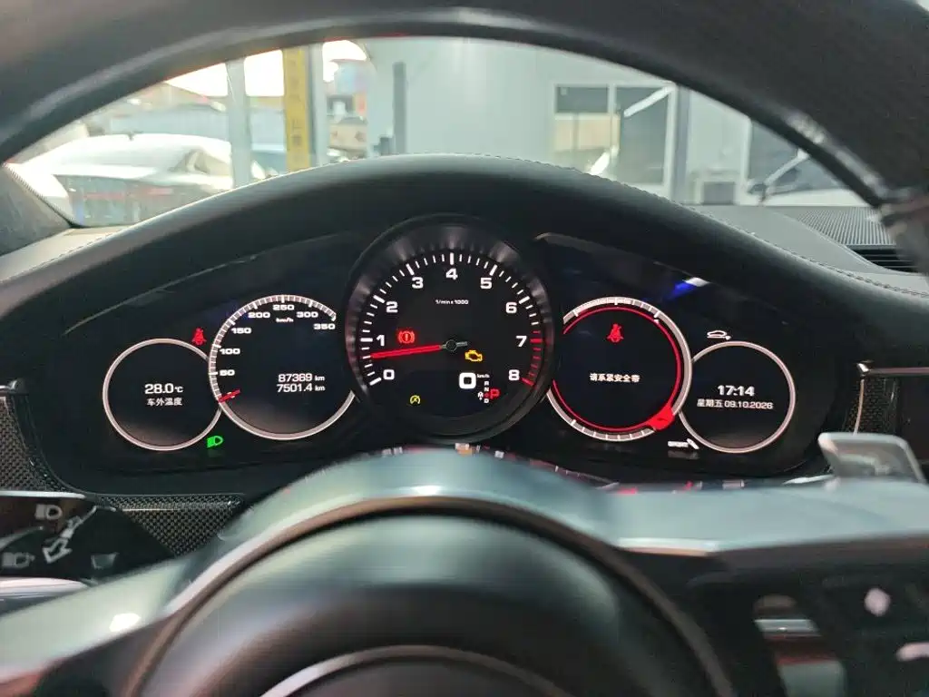 Porsche Panamera — миниатюра 4