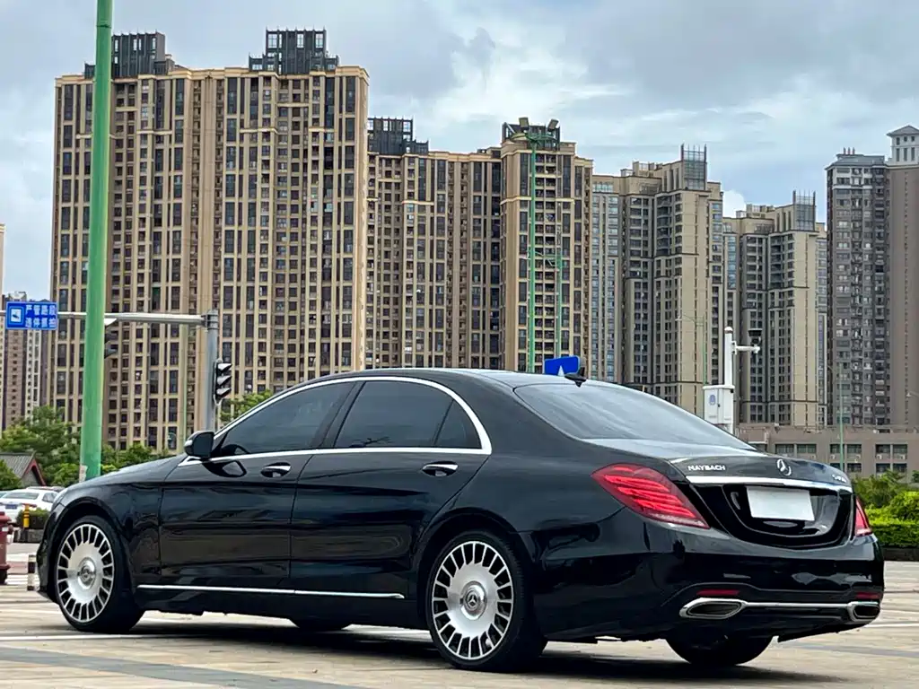 Mercedes-Benz S-Class — миниатюра 9