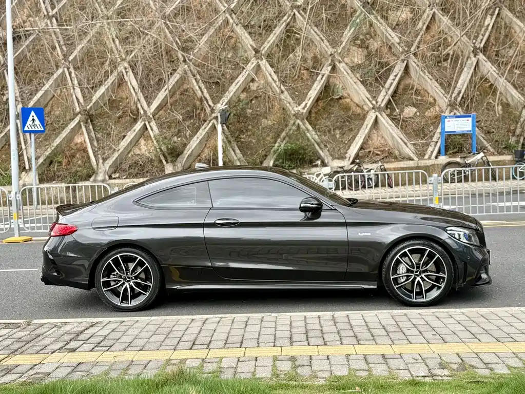 Mercedes-Benz C-Class AMG — миниатюра 4
