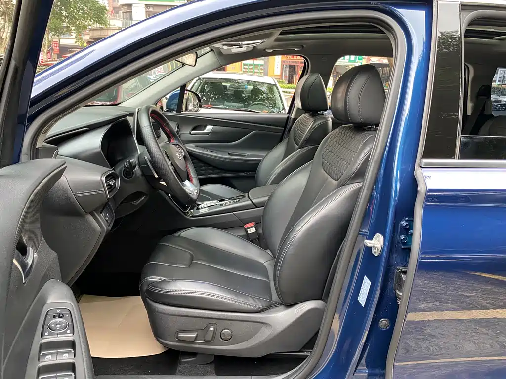 Hyundai Santa Fe — миниатюра 9