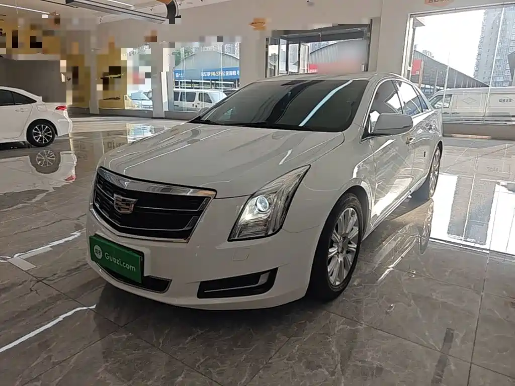 Cadillac XTS