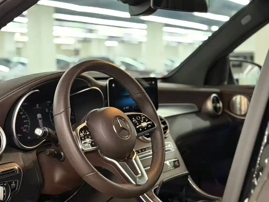Mercedes-Benz GLC 2022 GLC 260 L 4MATIC Luxury