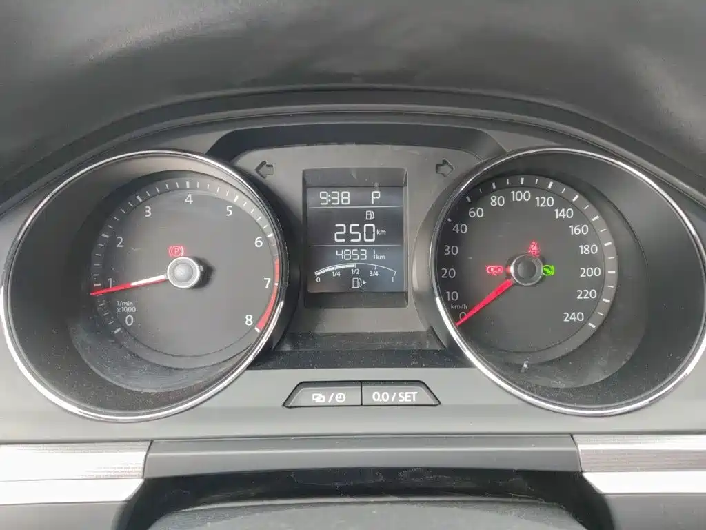 Volkswagen Bora — миниатюра 8