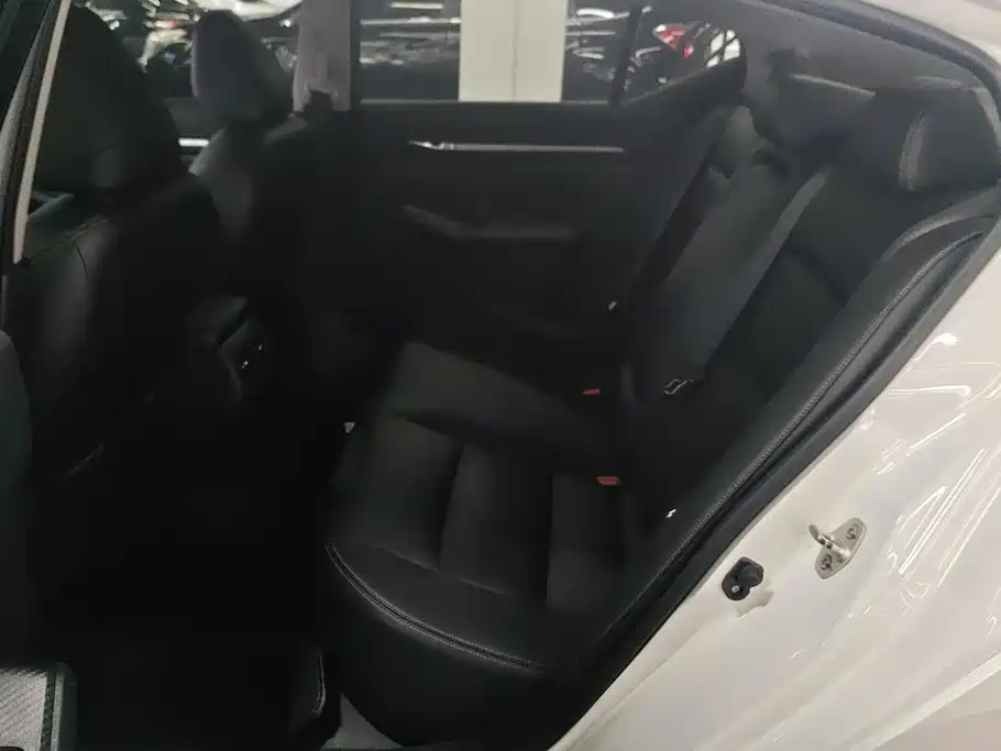 Nissan Teana — миниатюра 11