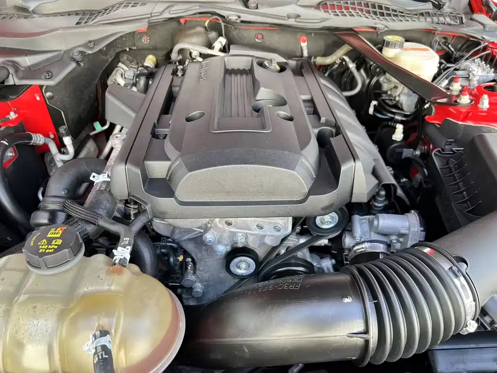 Ford Mustang — миниатюра 6