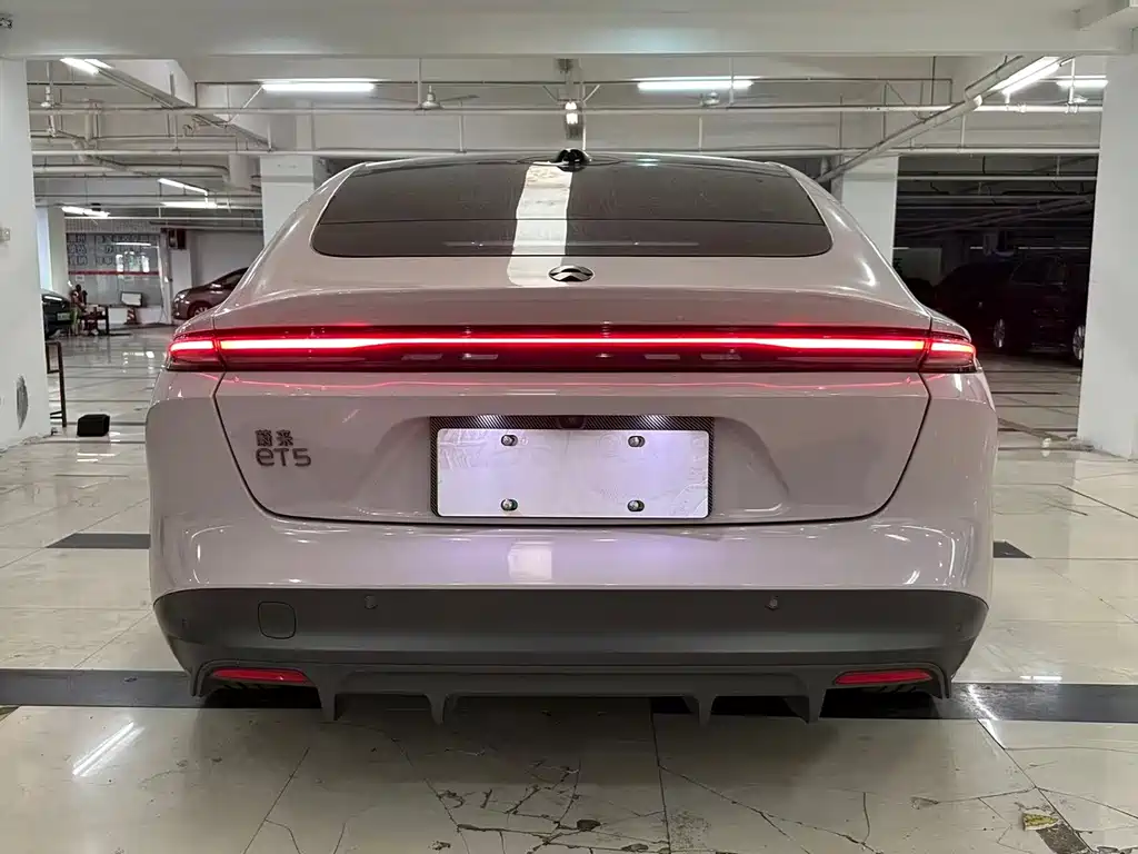 NIO ET5 — миниатюра 11