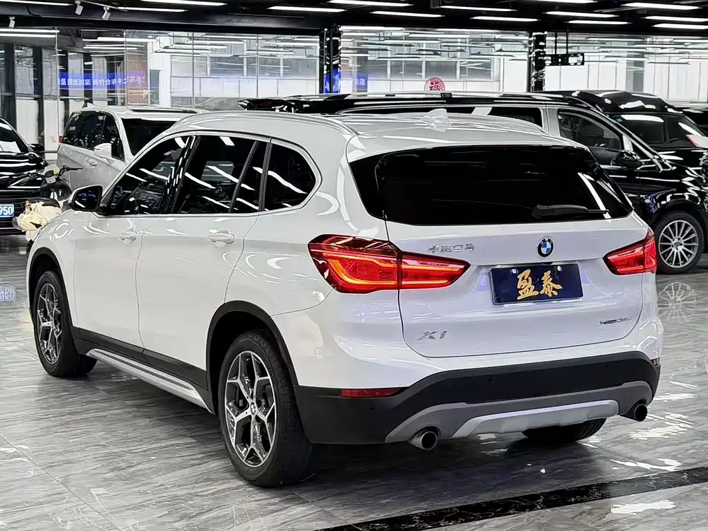 BMW X1 — миниатюра 5