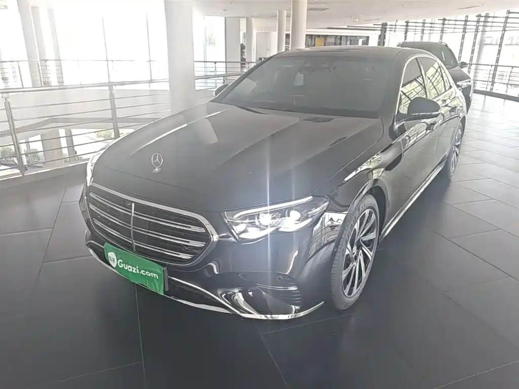 Mercedes-Benz E-Class 2025