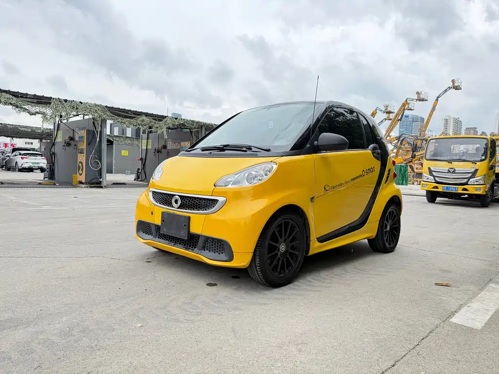 smart Smart Fortwo — миниатюра 2