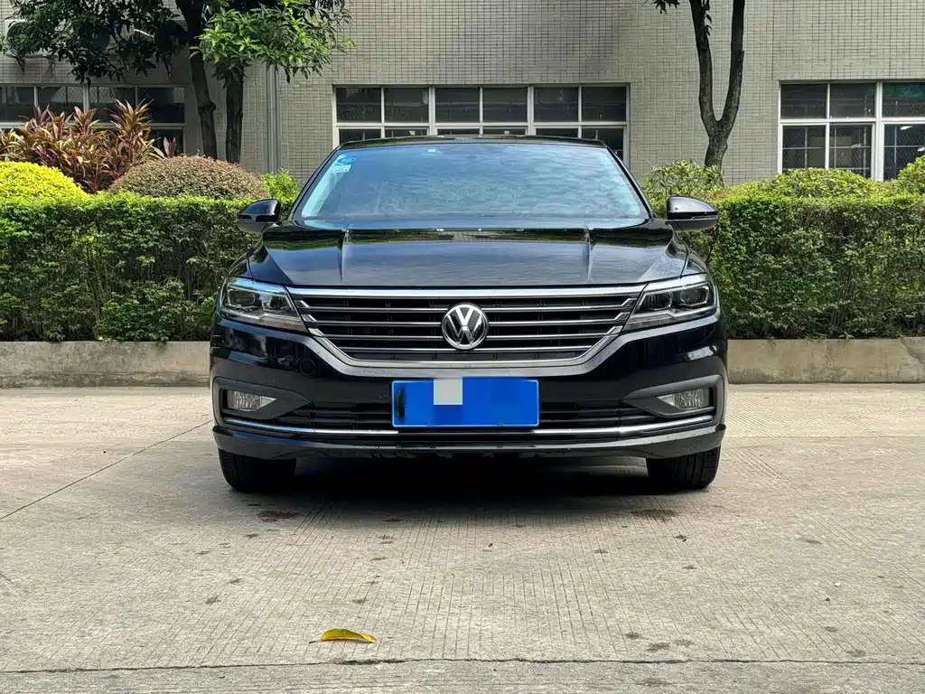 Volkswagen Lavida — миниатюра 2
