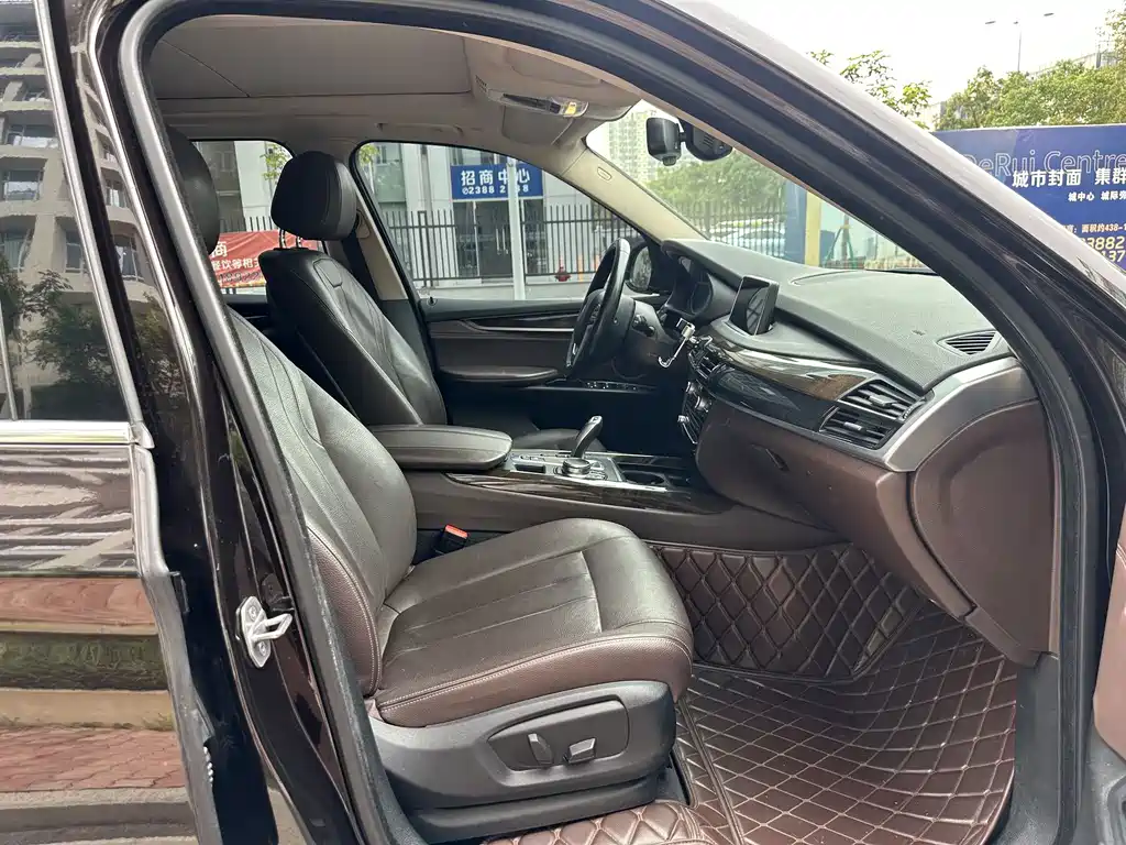 BMW X5 (Import) — миниатюра 16
