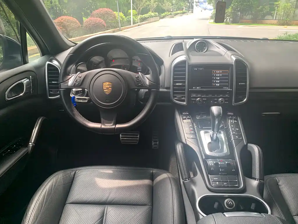 Porsche Cayenne 2011 Cayenne 3.0T