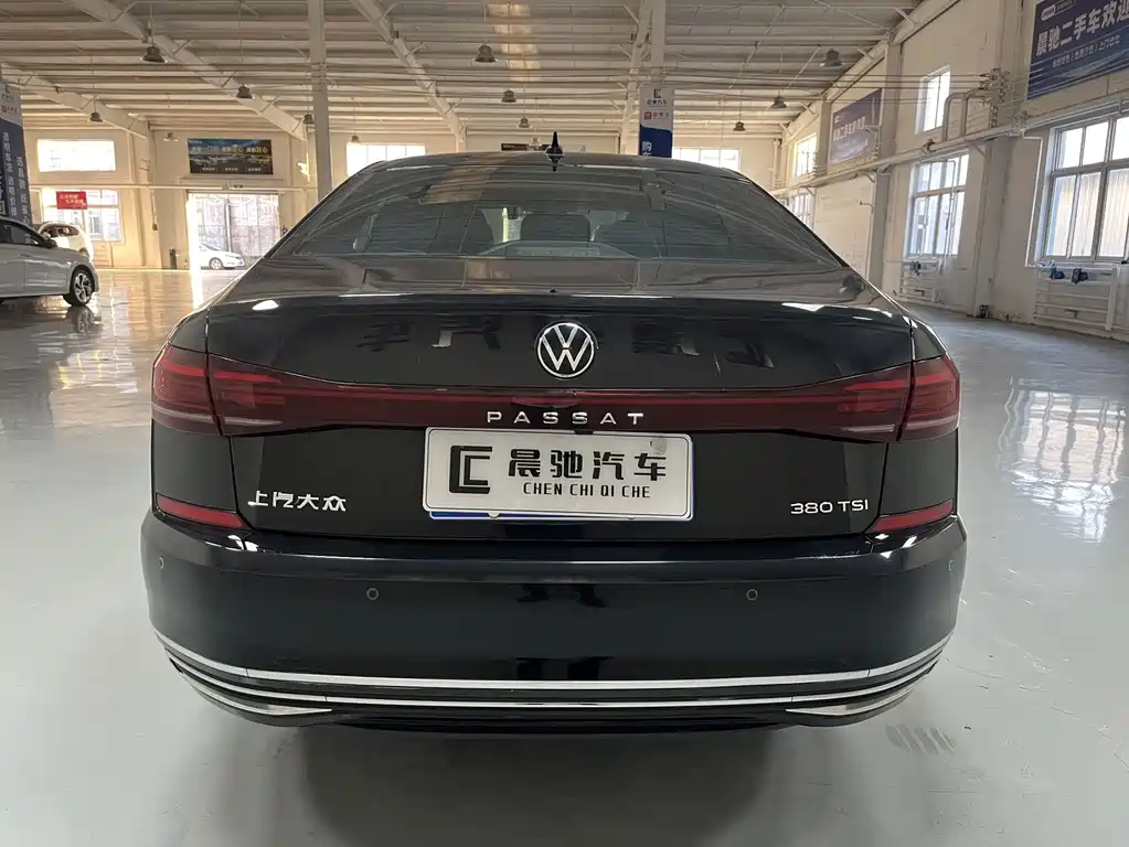 Volkswagen Passat — миниатюра 5