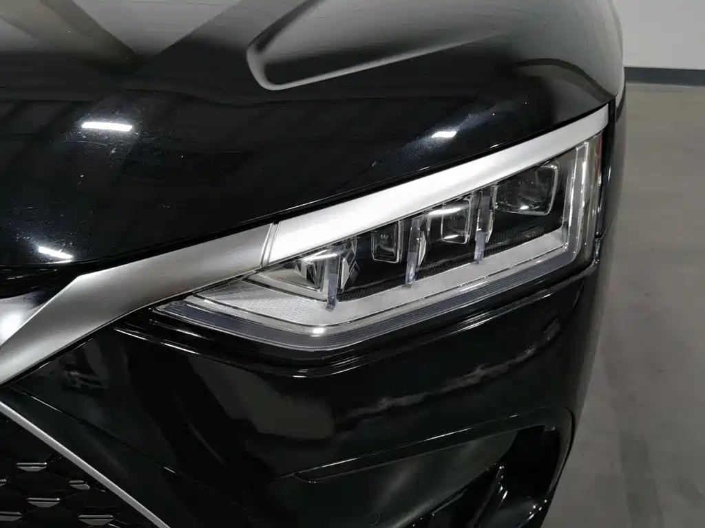 BYD Han — миниатюра 7