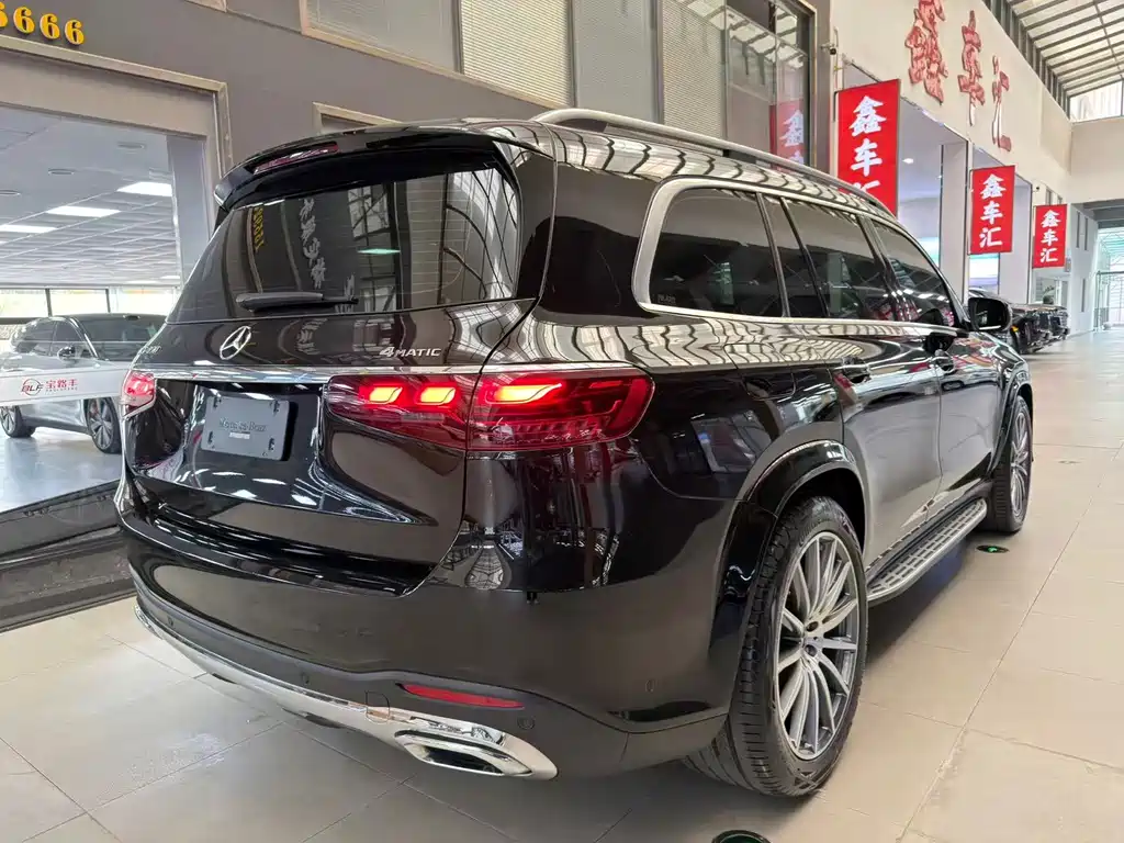 Mercedes-Benz GLS — миниатюра 19