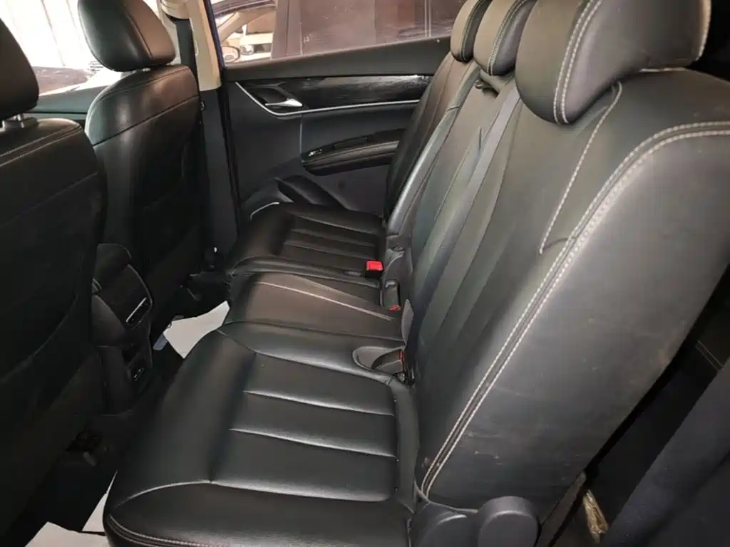 BYD MAX — миниатюра 17