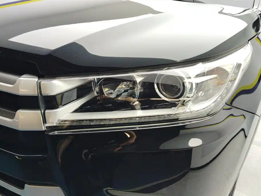 Toyota Highlander — миниатюра 5