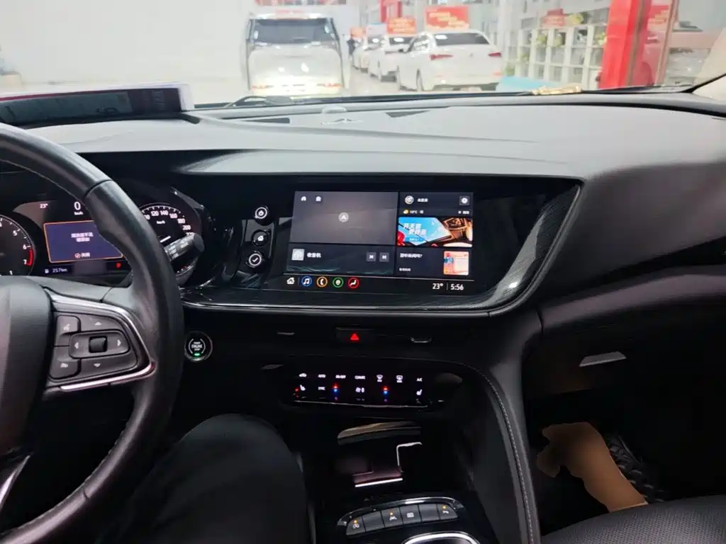 Buick Envision Plus — миниатюра 10