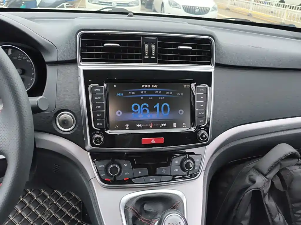 Haval M6 — миниатюра 13