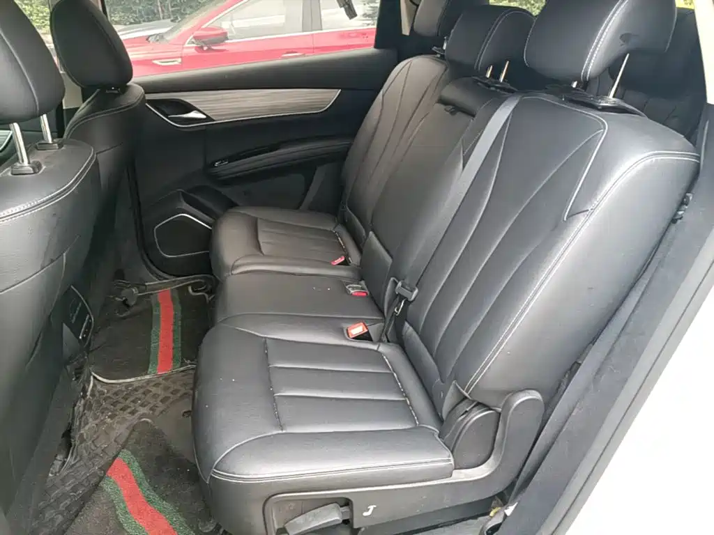 BYD MAX New Energy — миниатюра 17