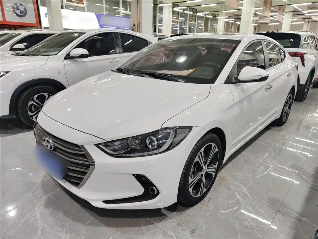 Hyundai Elantra 2018