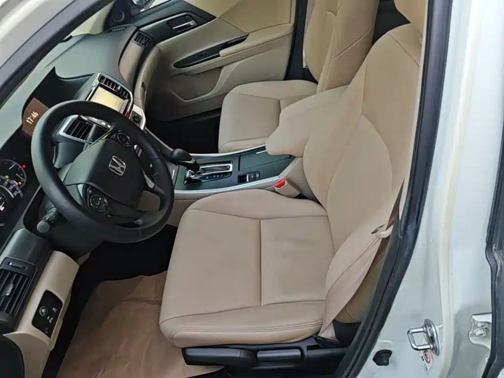 Honda Accord — миниатюра 15