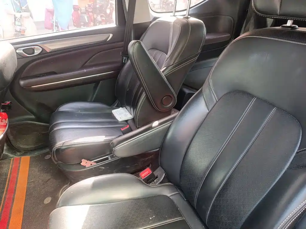 GAC Motor Trumpchi M6 — миниатюра 13