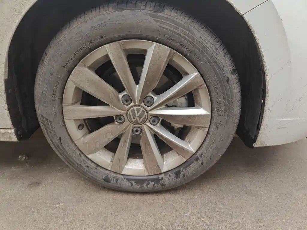 Volkswagen Bora — миниатюра 24